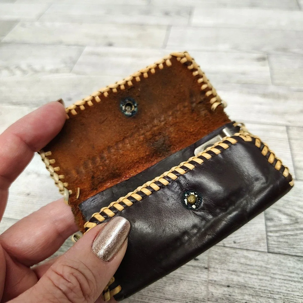 Vintage Leather Key Holder Wallet – Snap Closure & Spring Hooks Organizer